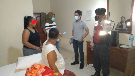 Polres Sarolangun mengamankan sepasang kekasih yang menggunakan sabu di dalam kamar salah satu hotel di Kabupaten Sarolangun